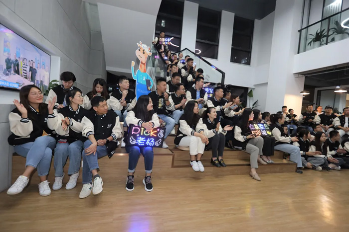 多宝在线客服的5周岁，我们这么过！-18.jpg